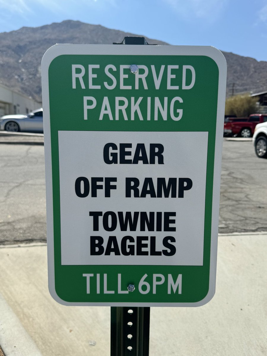 There’s always parking at Gear in Palm Springs! The rear lot at 650 East Sunny Dunes is reserved for the building’s patrons during business hours.