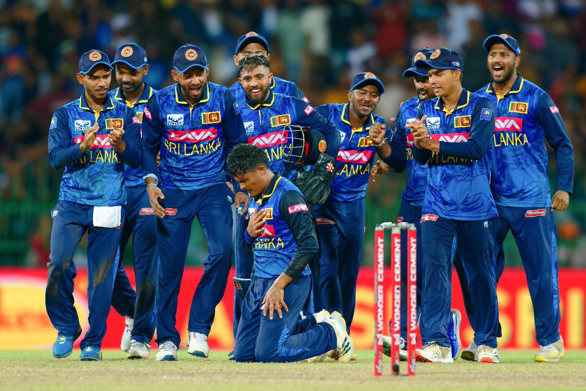 OfficialSLC's tweet photo. Picture of the day! ♥️🔥 #SLvIND https://t.co/8rmRo44ISE