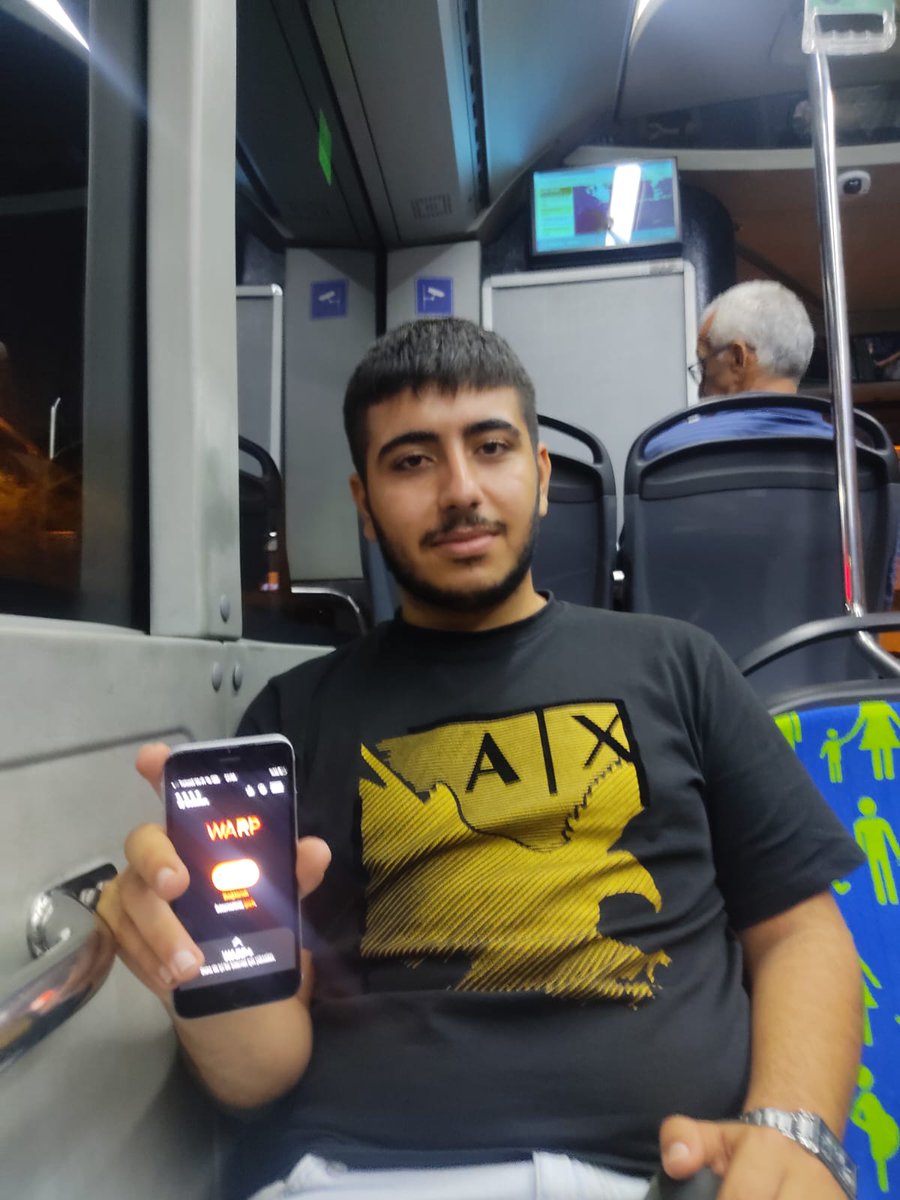 fok_ucan's tweet photo. Bu adam VPN kullanmaktan sıkıldı. Çabuk instagramı açın.#örmezigördüm #BTK #zaferturizm #hadis #hadiseifşa https://t.co/JL4vUiQnQo