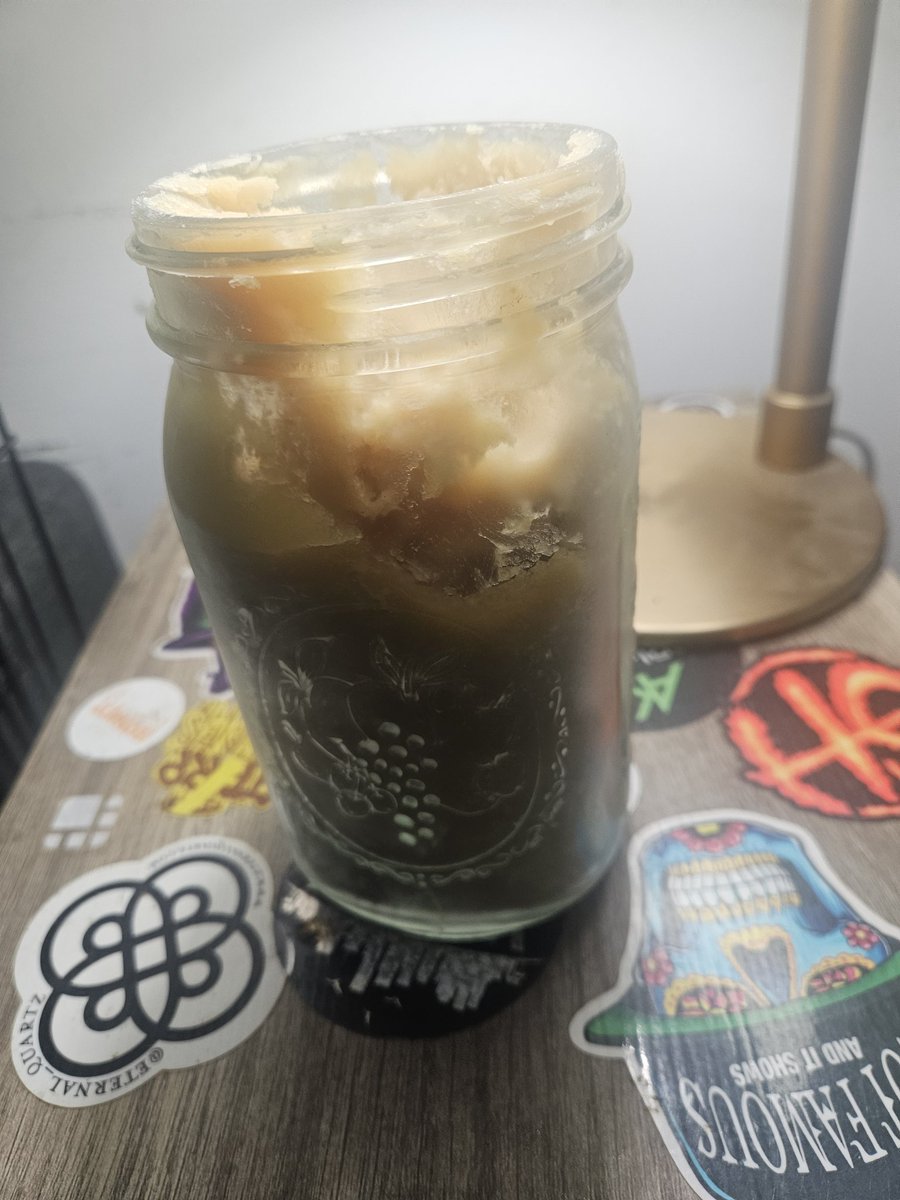 aphillyatd420's tweet image. This #cannabutter is pure 🔥🔥🔥🔥
#edible #cannabisculture
A quarter spoon 🥄  out the jar 🫙 would have ANY normie 😴 💤 🛌 
~The sticks of butter were made from top shelf #Cannabis flower. They have a slight earthy taste and a mellow on set.
~THE JAR of butter is what I prefer…