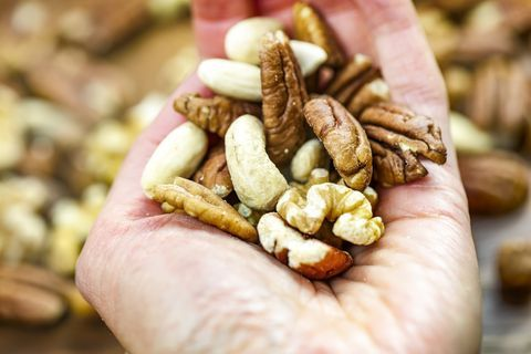 Perry50She3953's tweet photo. A handful of nuts a day keeps the doctor away!
🥜 Loaded with healthy fats and protein.
What’s your favorite?
#HealthySnacks #NutritionTips #Beijing https://t.co/zSS3xWv8Z3