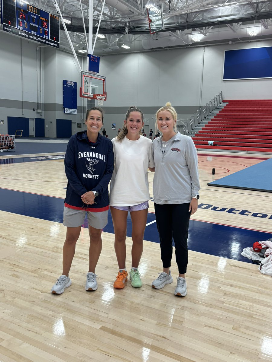 Sienna Kirsch (@kirschsienna) on Twitter photo Had a great time at camp today, and got to meet a bunch of amazing people! After a great talk with <a href="/CoachKraftSU/">Melissa Kraft</a> I’m thankful to receive an offer from <a href="/SUHornetsWBB/">Shenandoah WBB</a>! Had a great time at camp today, and got to meet a bunch of amazing people! After a great talk with <a href="/CoachKraftSU/">Melissa Kraft</a> I’m thankful to receive an offer from <a href="/SUHornetsWBB/">Shenandoah WBB</a>!