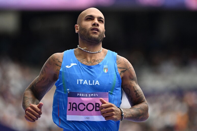 Radio1Rai's tweet photo. 🔵#Paris2024 #Atletica Marcell #Jacobs è in finale dei #100mt. L'azzurro ha corso la semifinale in 9''92 Foto Ansa
#ItaliaTeam @crazylongjumper https://t.co/RcMAIAAar9