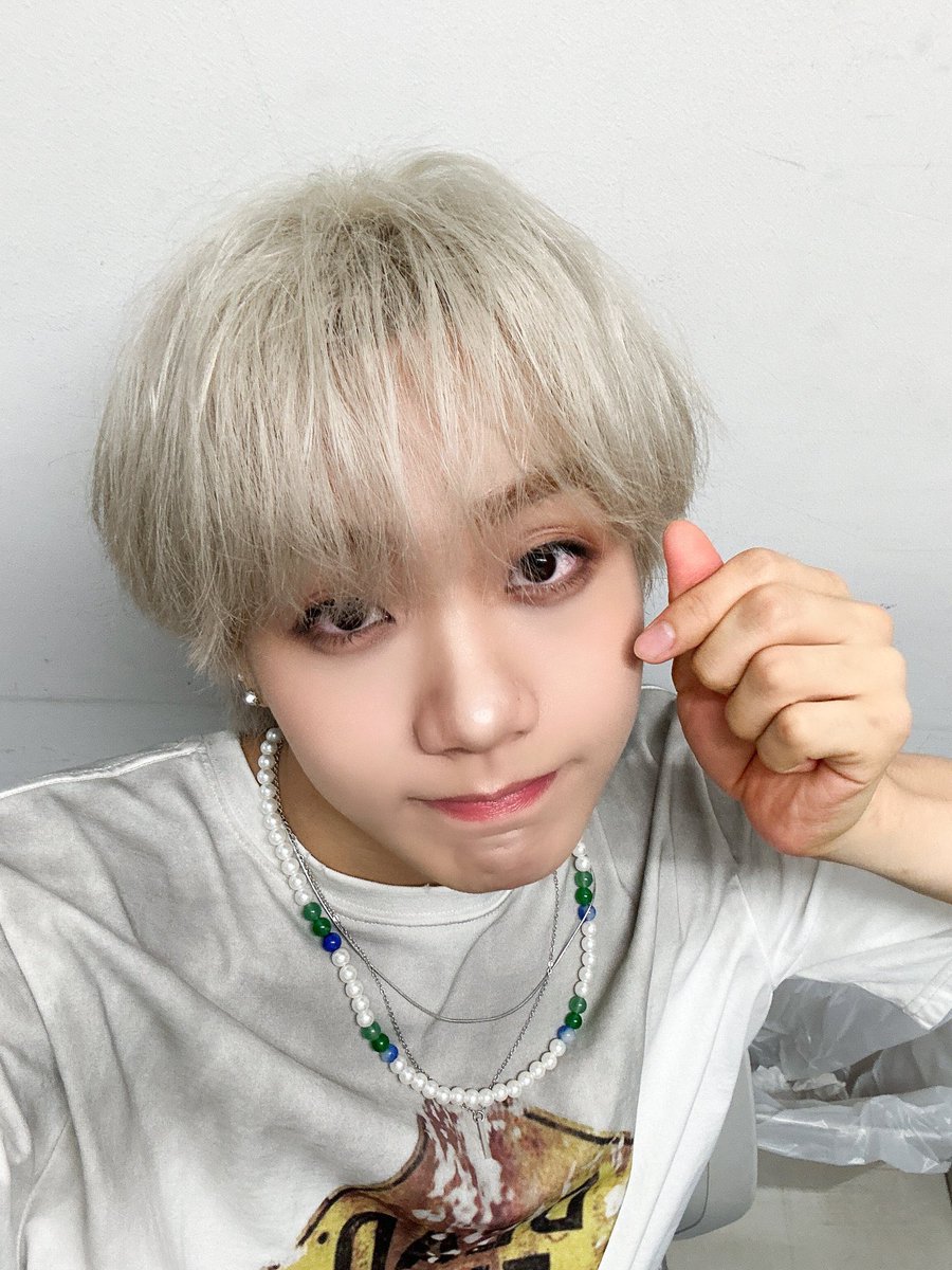 Izzy ๐๐ฐ Misses 8Turn & Onewe (@fullmoontbz) on Twitter photo Sunshine ๐
#HAVIT #FZSD #TRENDZ #FRIENDZ #ํํ์ #ํ๋น #FRIENDZSelcaDay <a href="/TRENDZ_OFFCL/">TRENDZ (ํธ๋ ๋์ง)</a> Sunshine ๐
#HAVIT #FZSD #TRENDZ #FRIENDZ #ํํ์ #ํ๋น #FRIENDZSelcaDay <a href="/TRENDZ_OFFCL/">TRENDZ (ํธ๋ ๋์ง)</a>