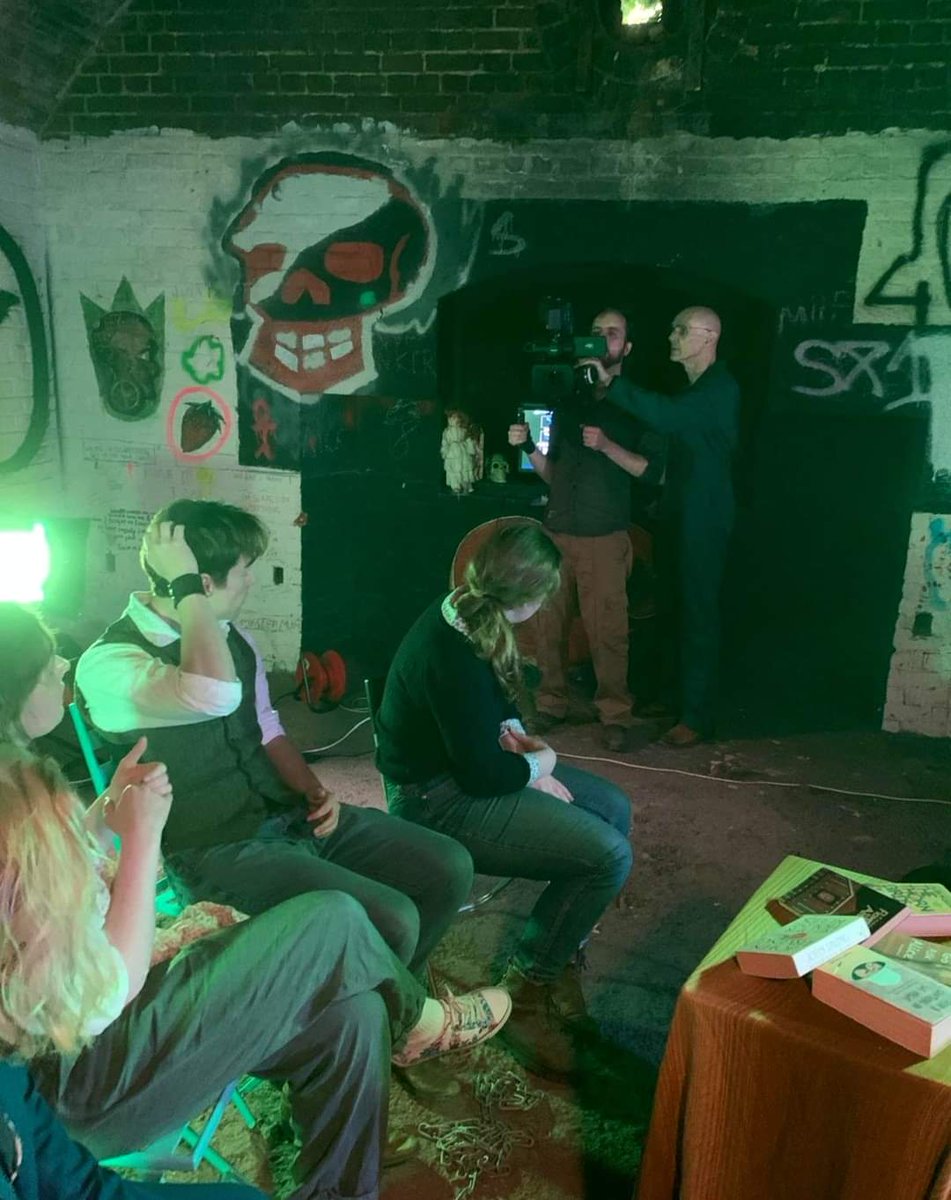 WildtexNetwork's tweet photo. This shoot was so much fun!
#thebadtasteshow #sawparody #horrorparody #sketchshow #comedyshow #sketch #parody #bunker #comingsoon #actors #acting #onset #onsetlife #onsetselfie #onsetantics #filmlifestyle #comedy https://t.co/p5bO6BpClF