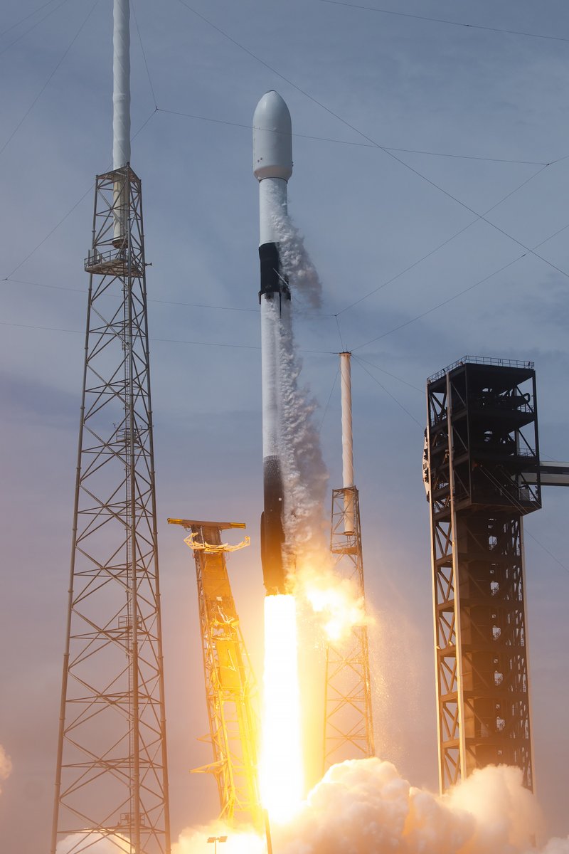 SpaceX tweet media