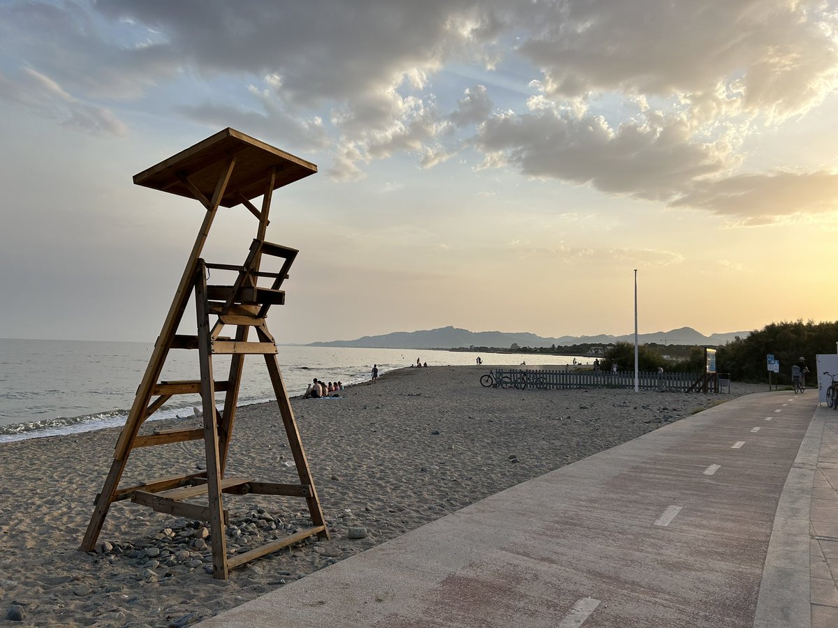 MeiTrueba's tweet photo. Time for some relaxing family time in lovely Catalonia https://t.co/UVsKFRcGEM