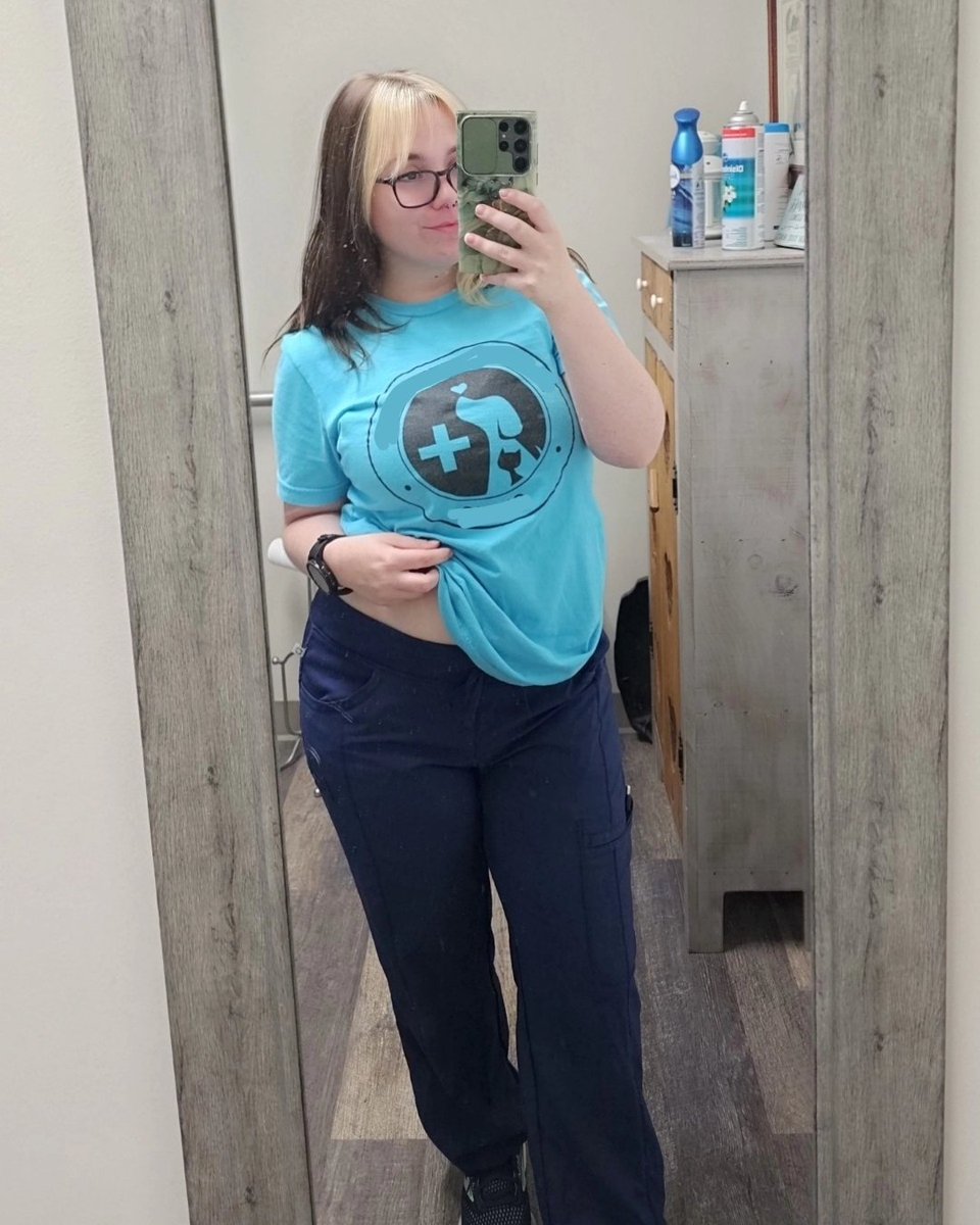 TiffKats_'s tweet image. Work photo for your timeline 😊#vettech