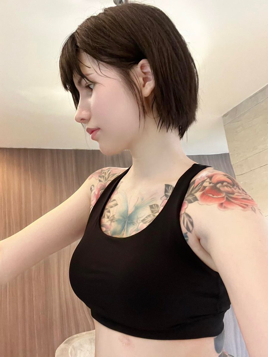 水多野 tweet media