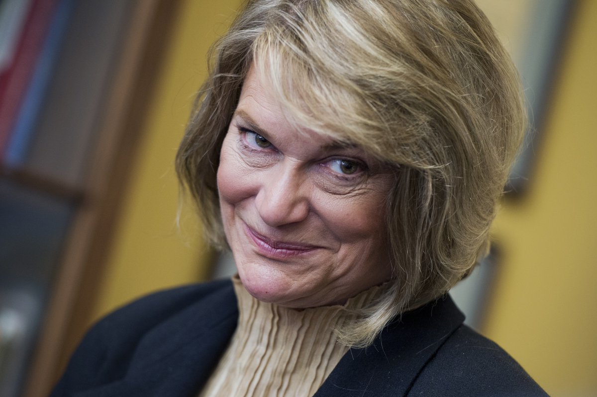 Senator Lummis’s Bitcoin Proposal Sparks 2,200 Letters to Congress in 3 Days

Following Senator Cynthia Lummis's announcement of the Bitcoin strategic reserve bill, there has been a a lot of public support. Over the past three days, constituents have sent 2,200 letters to U.S.