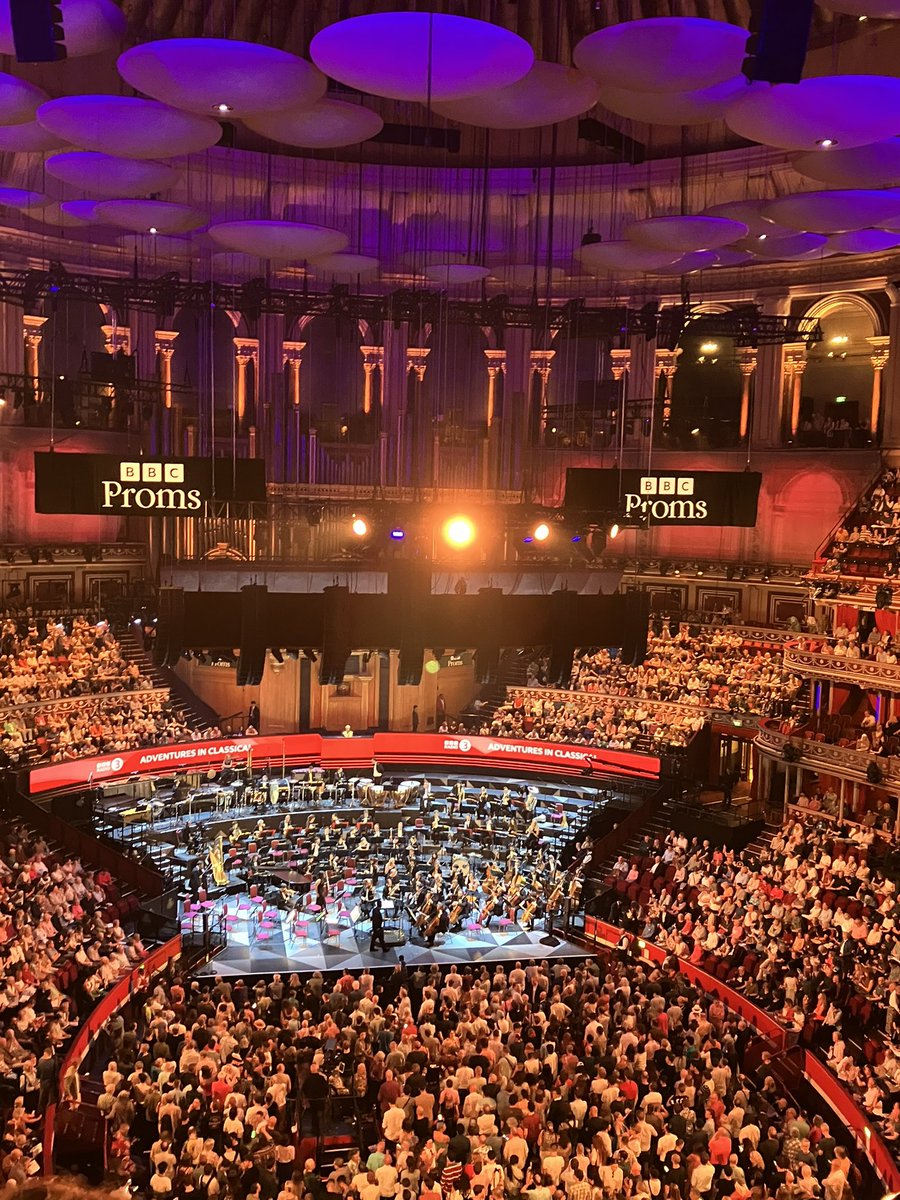 LowerSlipsGirl's tweet image. My first prom of the year. Might as well make it the John Wilson prom!