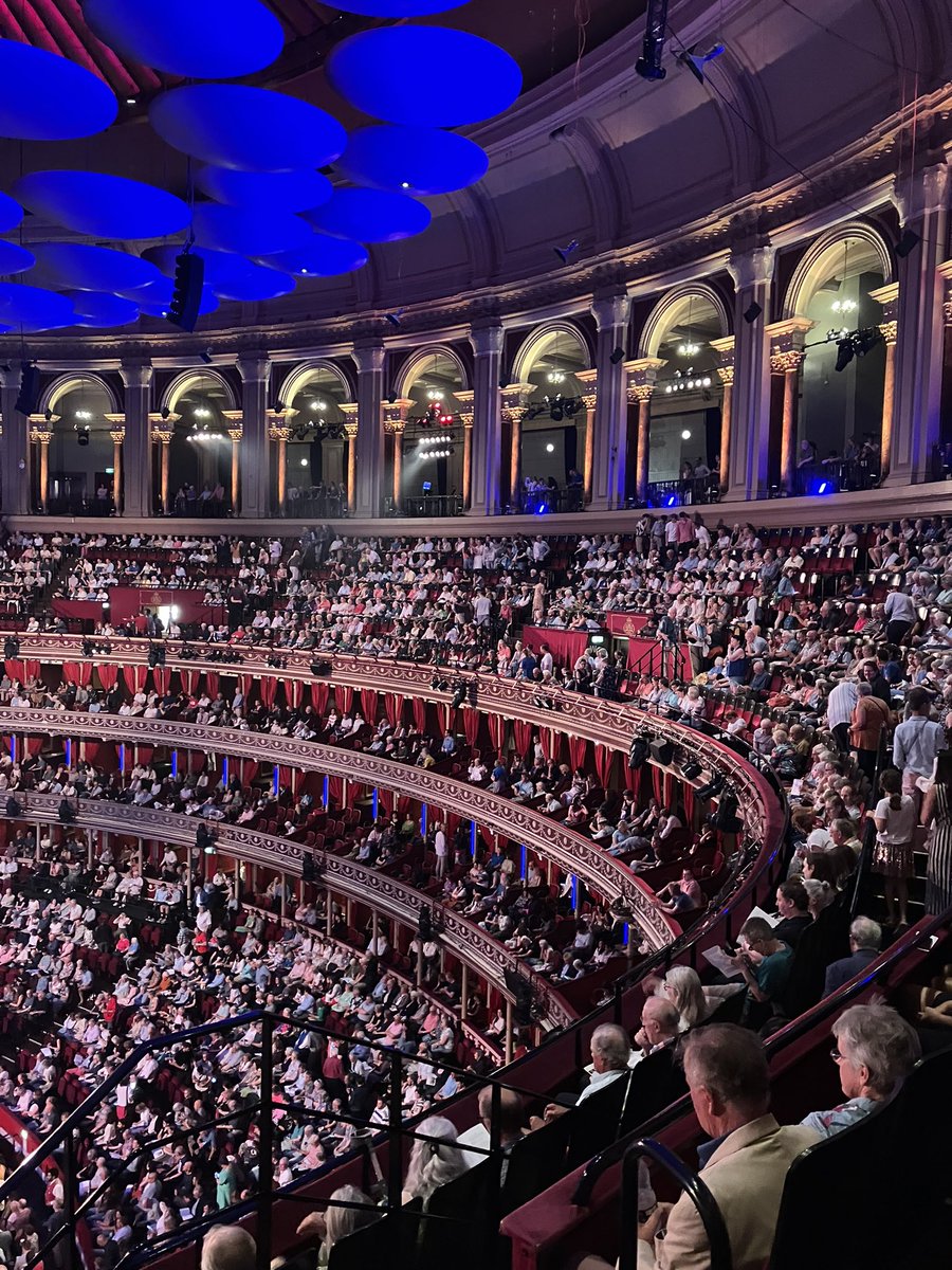 LowerSlipsGirl's tweet image. My first prom of the year. Might as well make it the John Wilson prom!