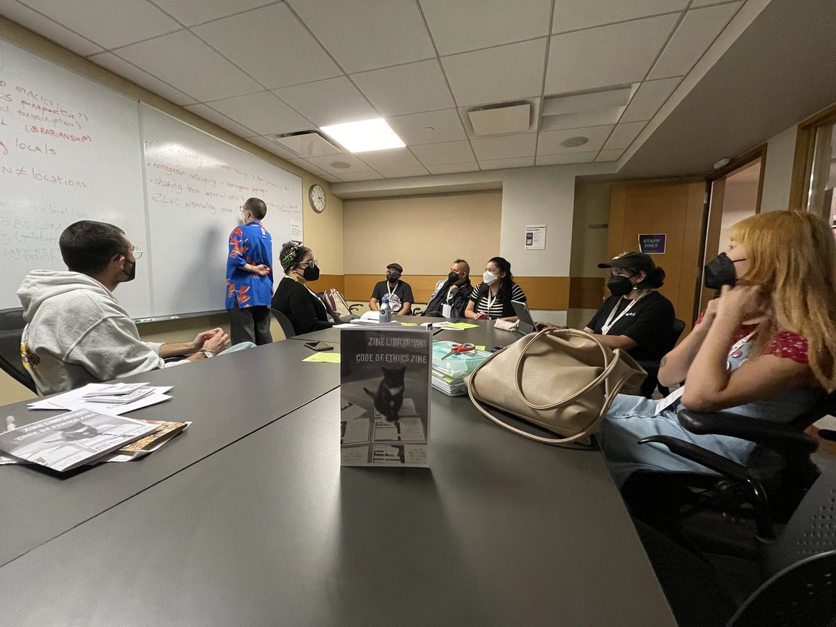ZineLUC's tweet image. #ZLuC2024 Working on the #ZineLibrarians #CodeOfEthicsZine’s multicultural section on decentralizing the United States from #ZLuC.
 #zine #fanzine #pamphlet #panfleto