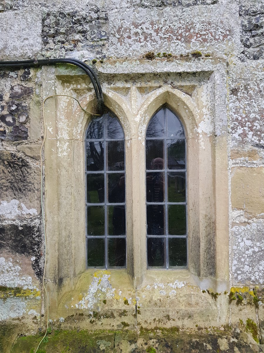 TheHistoryMouse's tweet photo. Finally time for #TheTwitterMouse #AlphabetChallenge #WeekEforElectricity. Electricity has to get into a church somehow, but Mouse wish it wasn't like this. #WireThroughTheApex #AllSaintsWishford #Wiltshire #ChurchWiringNightmare
C16 square headed 2-light window https://t.co/RQFC17Nk4k