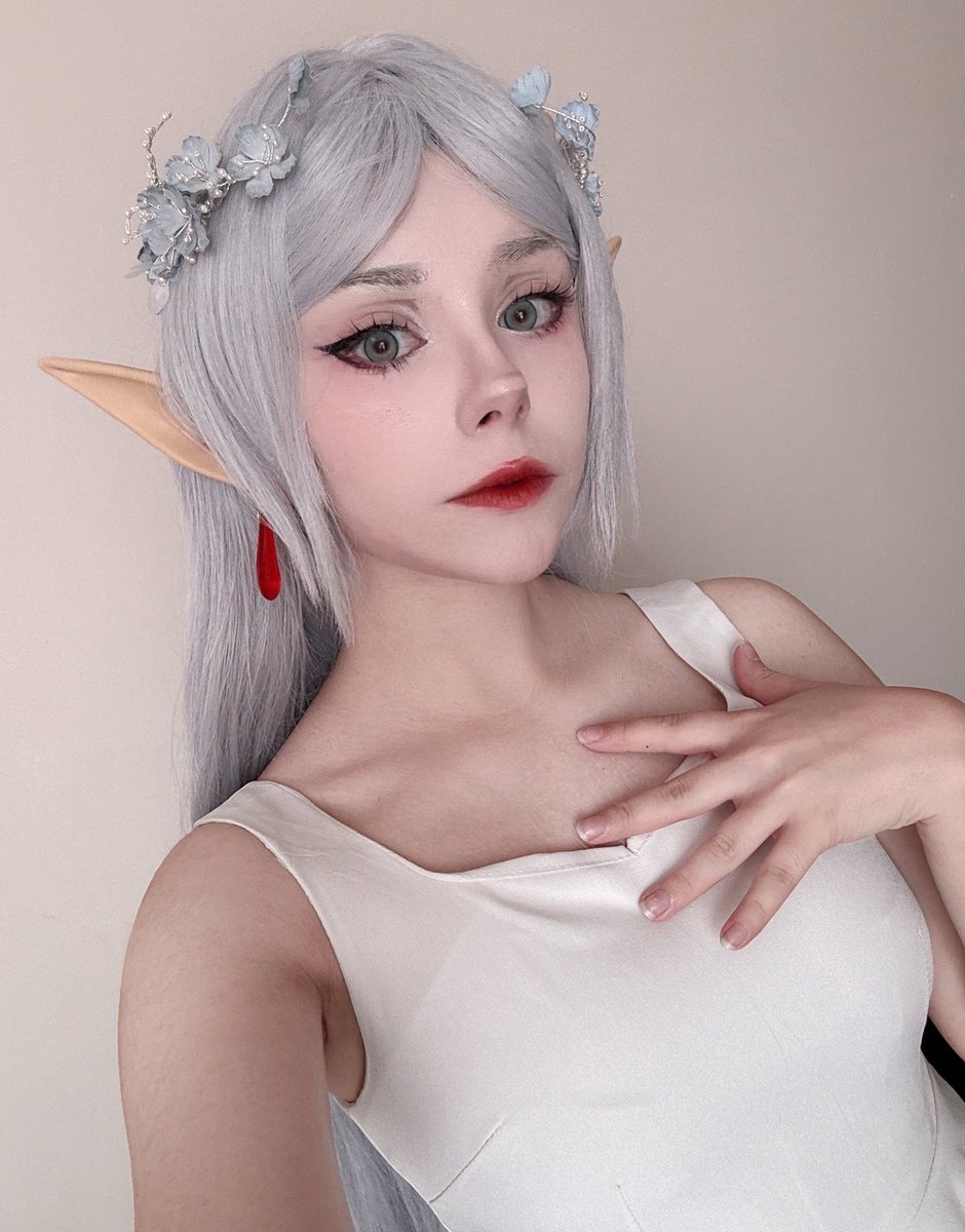 ZhaliaHuntress's tweet photo. ⸜(｡˃ ᵕ ˂ )⸝♡

{ #frieren #frierencosplay #frierenbeyondjourneysend #himmel #葬送のフリーレン #フリーレン #コスプレ } https://t.co/ZoxAcwWqyJ
