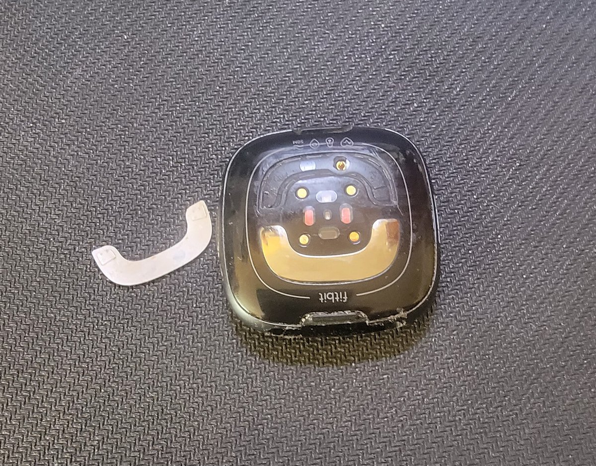 SheilaFauls's tweet photo. @FitbitSupport, my Fitbit has lost a sensor again! This is a replacement I received in January. HELP!! https://t.co/kGFHI8nvcQ