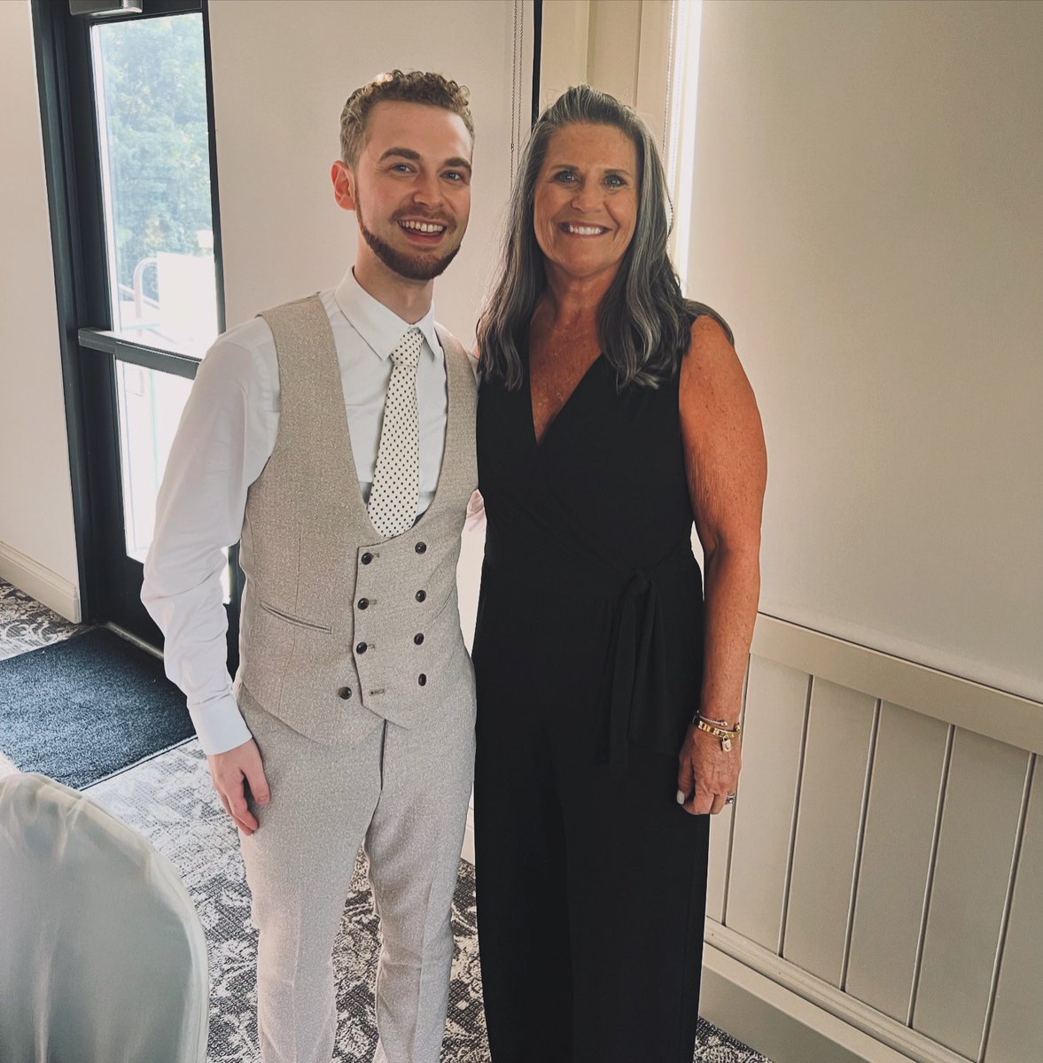 One minute you are teaching them kindergarten, then next minute you are watching them get married!! 💙💙