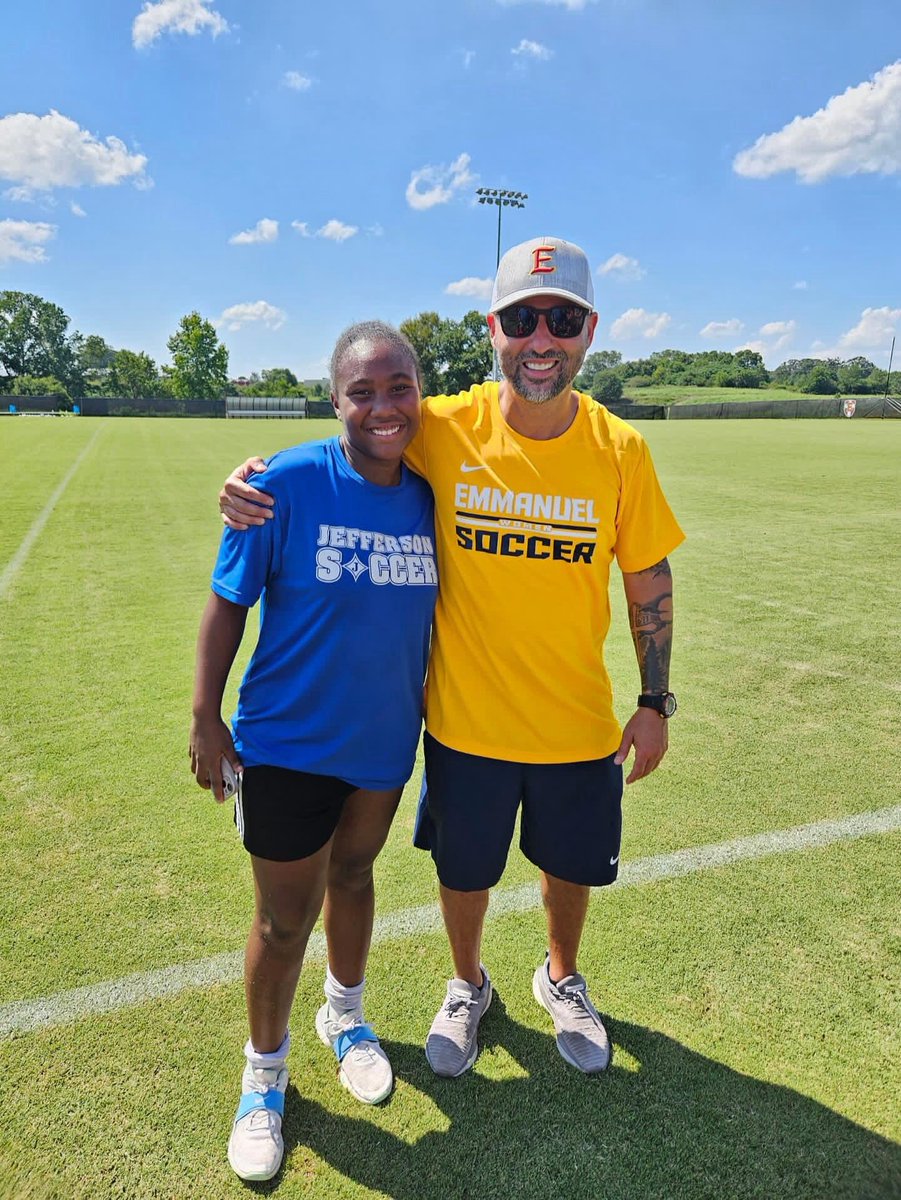 JasThompson2026's tweet image. Thanks Coach Alex! I had a great time at your camp. Loved getting to play with some of my teamates against great competition. Go Loins!
@EmmanuelWSoccer
@AllianceSC_08G
@ImYouthSoccer @ImCollegeSoccer @TopDrawerSoccer @TheSoccerWire @NEGARecruits @jtownsoccer @NationalLeague