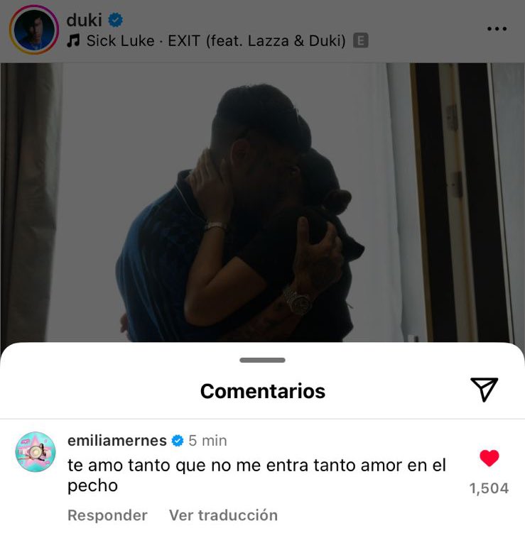 “te amo tanto que no me entra tanto amor en el pecho” 🧸❤️