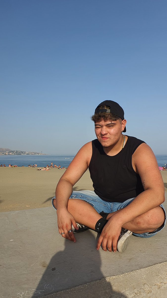 him_niram's tweet image. viajecito a malaga...♡