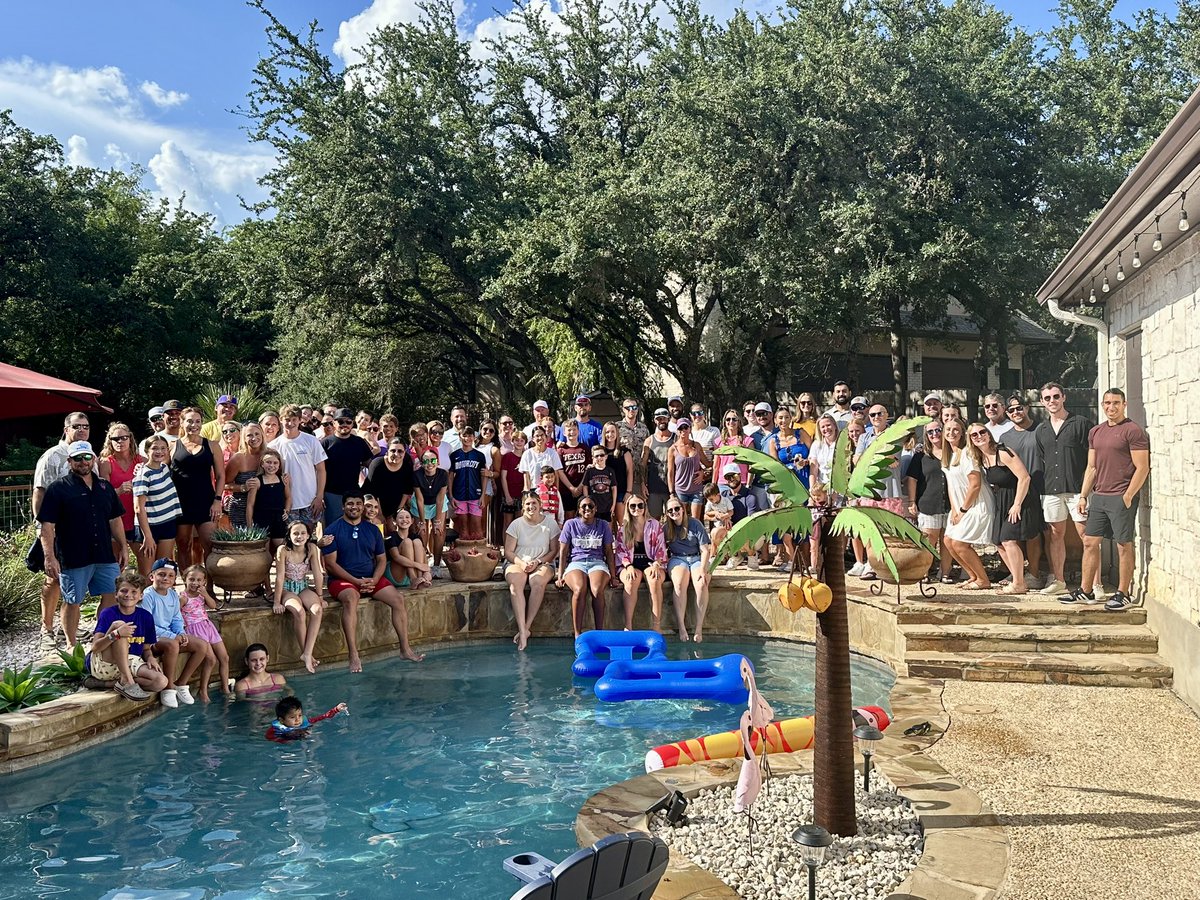 Kicking off the new school year with Pieper HS, Pieper Ranch MS, and Bulverde MS coaching staffs!!!!  Let’s do this!!!!! 💜💛💜