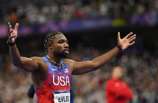 GUKbMzmXkAAQLGw?format=png&name=small