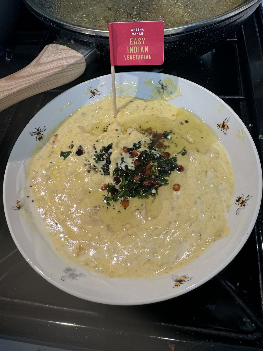 Antbarson's tweet photo. Been trying out a new cook book tonight. 

Best rice I ever made bar none! 

#EasyIndianVegetarian @chetnamakan @octopus_books_ @comerounduk https://t.co/XNltNAXDT9