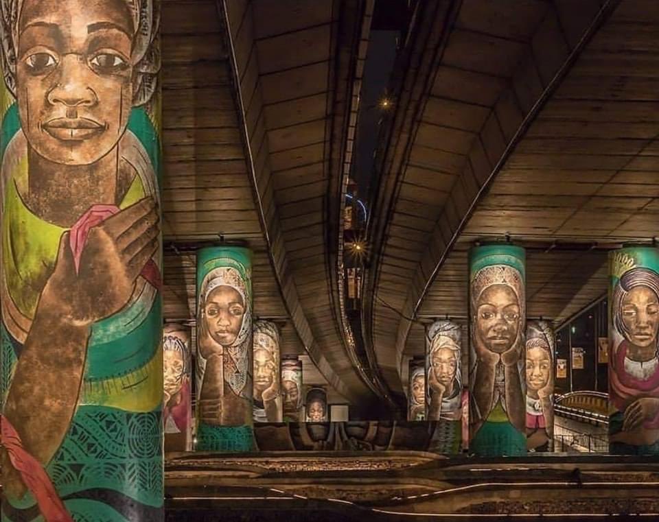 A bridge design,  Lagos, Nigeria 🇳🇬

📸 pollyalakija #Africa