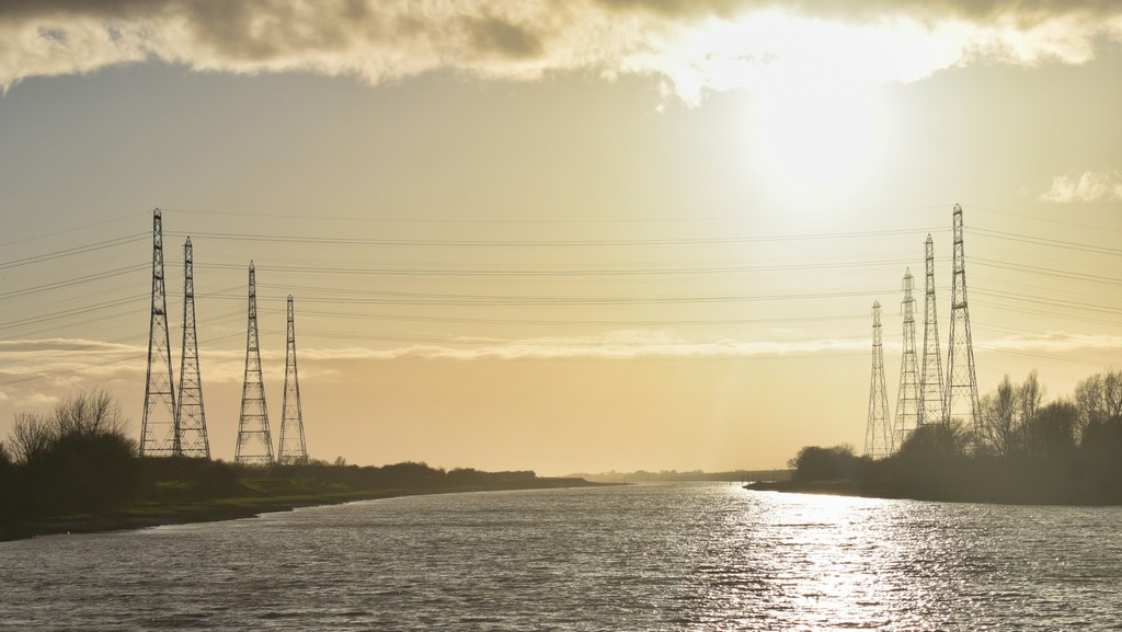 spea_birdlife's tweet photo. 🔓 ⚡️O Princípio 4️⃣ para uma rede elétrica amiga das aves defende a centralização dos dados, para informar as estratégias de mitigação e o planeamento espacial🦉

https://t.co/NHAASTLHAw

#LIFESafeLines4Birds #SL4B

@SafeLines4Birds
@LPOFrance
@Energy4Europe
@EU_ENV https://t.co/yzjrX0hiM3