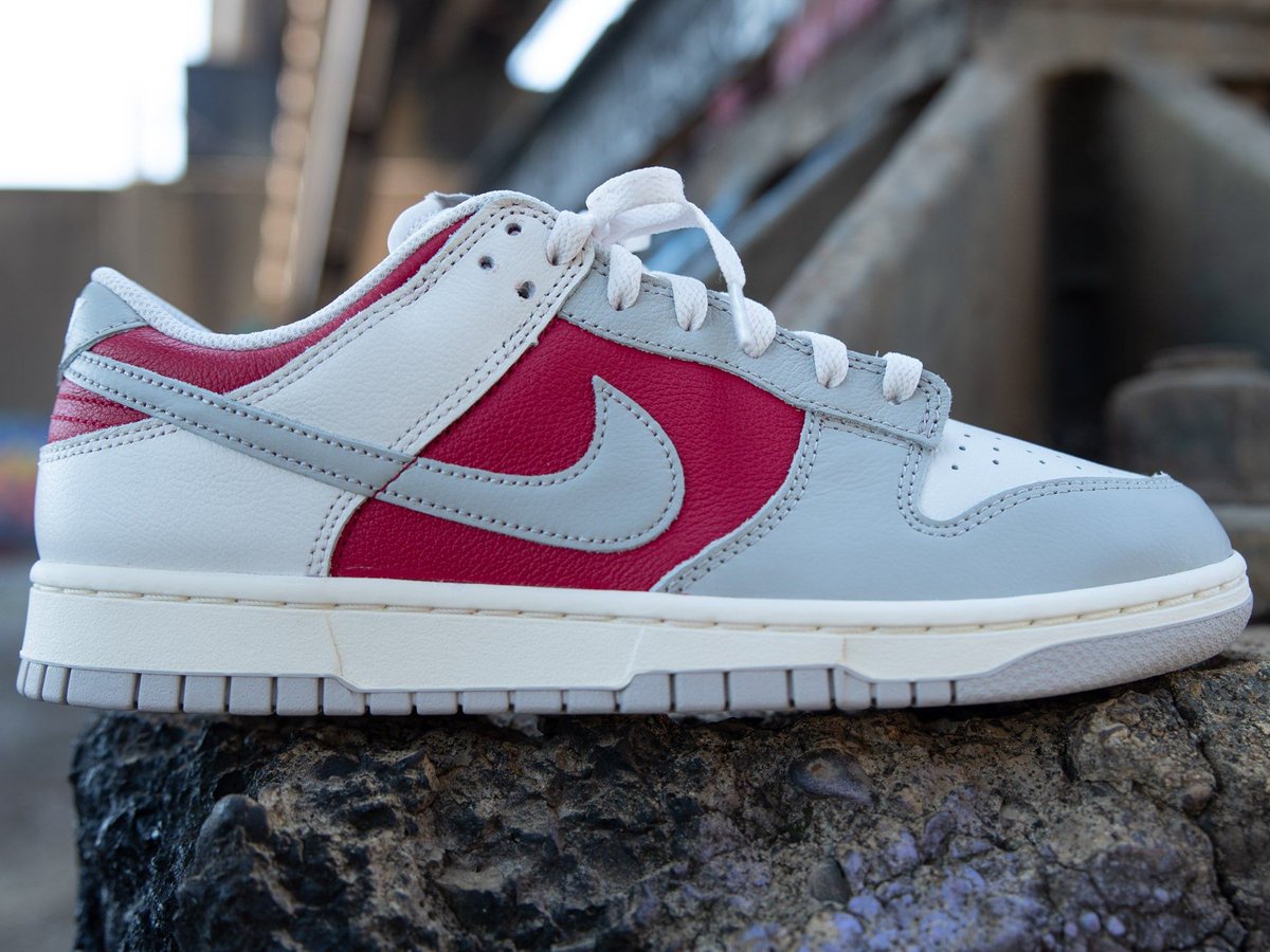 Sneaker Shouts™ tweet media