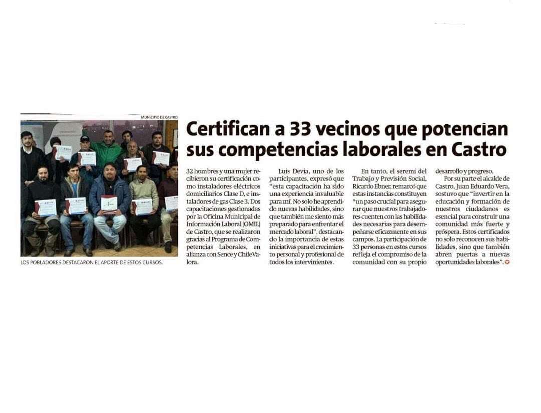 rrppcastro's tweet photo. [PRENSA] La Estrella de Chiloé destaca la certificación de 33 vecinos como instaladores eléctricos y de gas, en un programa de competencias laborales con #Omil #Sence y #ChileValora. https://t.co/KoxmxNszVA