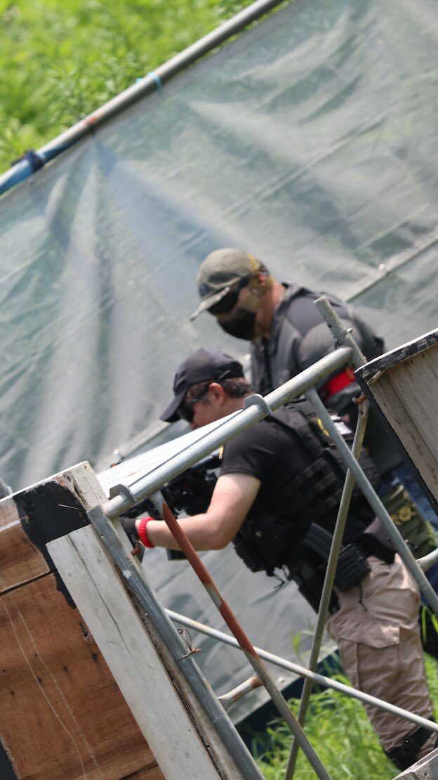 TOYAMA_T_B_SWAT's tweet photo. 日曜は、土曜営業が早目にひいたのでDOG TAGさんのスタッフさんとスカイベースで合流出来ました🌟L.E.A.T.メンバーも集まり炎天下の中熱いサバゲー楽しゅうございました☀️ #TOYAMASKYBASE #DOGTAG #LEAT https://t.co/MWQJwxsChJ
