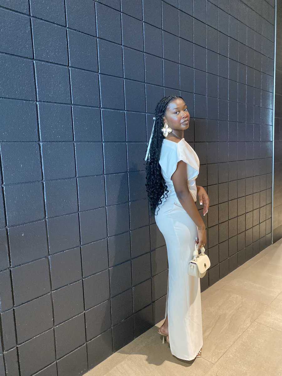 ToniOnPaper's tweet image. day 3. ✨