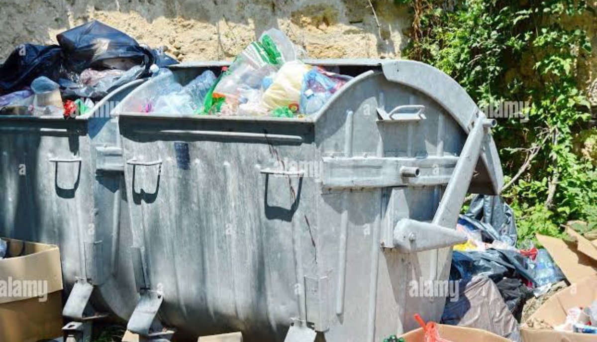 tareenoffical's tweet photo. @CDAthecapital I am writing to request the installation of proper commercial dustbins in our area, I-11/3, Isb This initiative will greatly improve waste management and ensure that all offices can properly dispose of their garbage, maintaining clean and hygiene in our community.
@RandhawaAli https://t.co/fhXvNmOZ1x