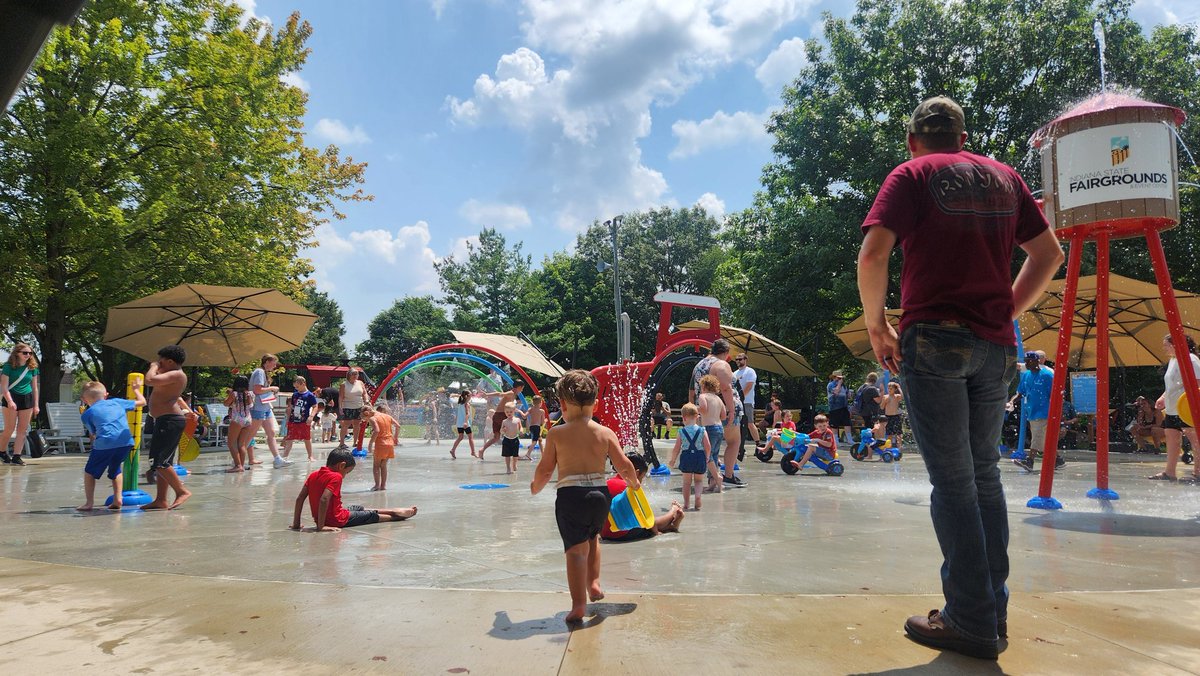CurrentLaura's tweet image. Well worth bringing a towel and a change of clothes this year to the @IndyStateFair. The two year old loved the new splash pad. (And I appreciated the ample amount of shaded seating around it for parents 😅)