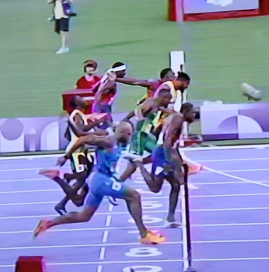Foto finish de los 100m!