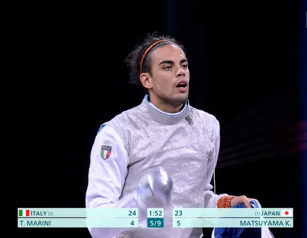 Arriva nelle Marche l'argento olimpico di Tommaso Marini! Il campione anconetano ha trascinato la squadra del Fioretto maschile fino all'emozionante finale che si è appena conclusa sulle pedane del Grand Palais di Parigi! Grande Tommaso! 🇮🇹
