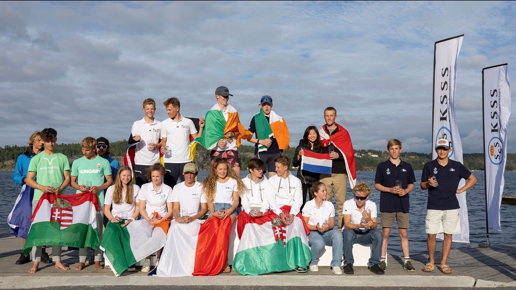 International 29er tweet media