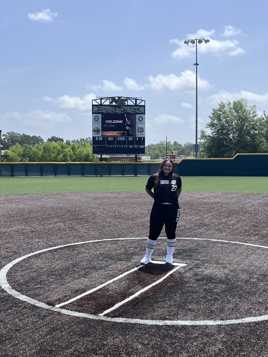 SavvyMitchell24's tweet image. So excited to announce my commitment to further my academic and athletic career at North East Mississippi! Thank you to my Coaches, Friends and Family who helped me along the way!