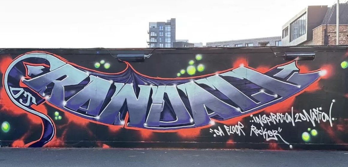 Big up Sine One! 
RIP <a href="/Randallmac2/">Dj Randall</a> 
#ToHotToHandle #DjRandall