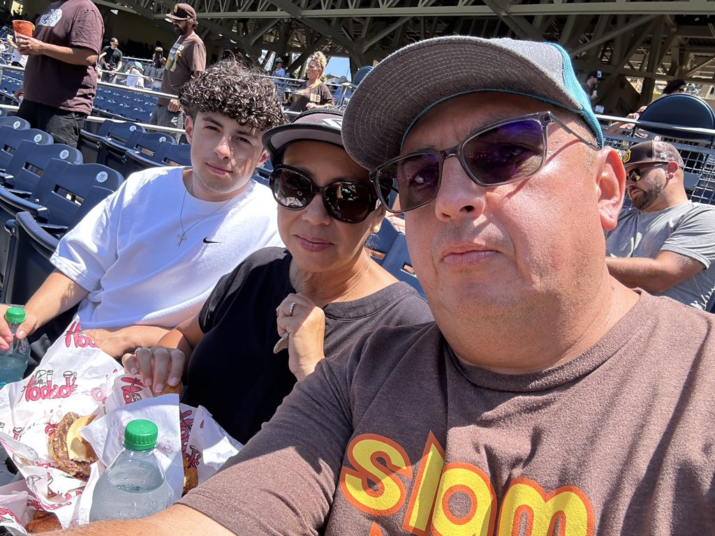 #forthefaithful Let’s go Padres