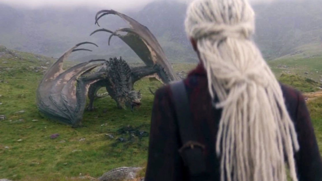 edsangui's tweet photo. sinceramente espero que rhaena consiga domar esse dragão pq não aguento mais ela fazendo cara de coitada a temporada toda https://t.co/GxdBRQJaE0