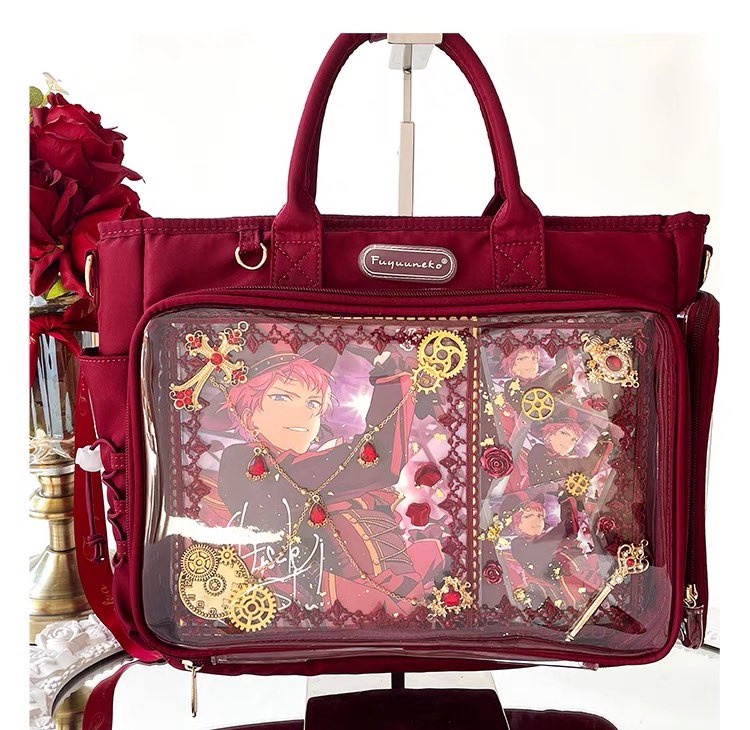 beaverfujo's tweet photo. ✨ [New Stock] Fuyuuneko Original 3-in-1 Nylon Itabag ✨

❗️Maroon Badge Itabag

✅ Tali Selempang
✅ Tali Gemblok
✅ Dust sleeve
✅ Packing

💼 Itabag 3-in-1
🔅 Crossbody / Selempang
🔅 Backpack / Gemblok
🔅 Handbag / Tenteng

🍊 : https://t.co/qr1eWRpqb2 https://t.co/cwqkI8sUkk