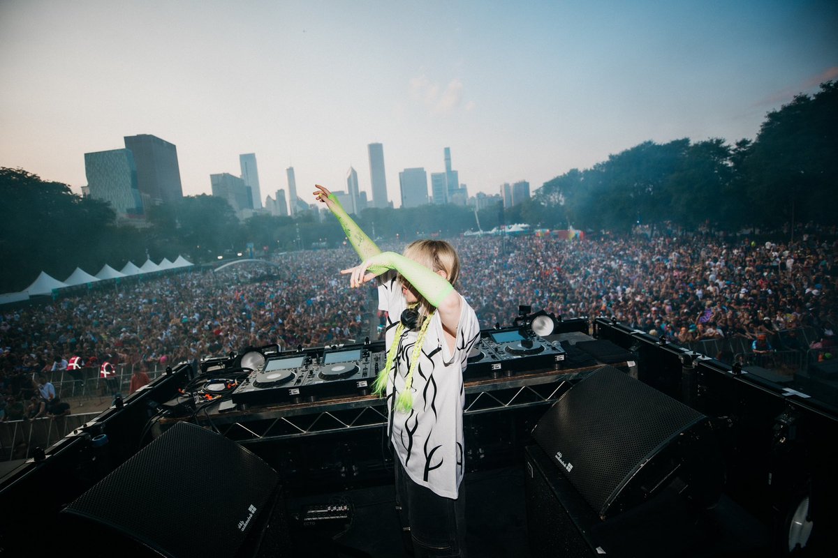 Whyte Fang tweet media