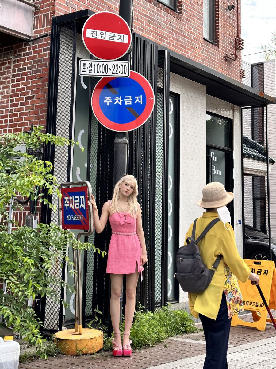 adoriddle's tweet photo. ㅤㅤㅤㅤㅤ  
  ⠀⠀ ⠀ ⠀  🎀  𝗧𝗛𝗜𝗦 𝗕𝗔𝗥𝗕𝗜𝗘 𝗜𝗦 
  ⠀⠀ ⠀ ⠀𝗧𝗛𝗘 𝗕𝗜𝗥𝗧𝗛𝗗𝗔𝗬 𝗗𝗢𝗟𝗟  ❫
⠀⠀    ⠀ ⠀⠀ #𝐄𝐔s𝐉uly𝐁D𝐏arty
  ⠀⠀ ⠀ ⠀ https://t.co/Le6ZqjIne4