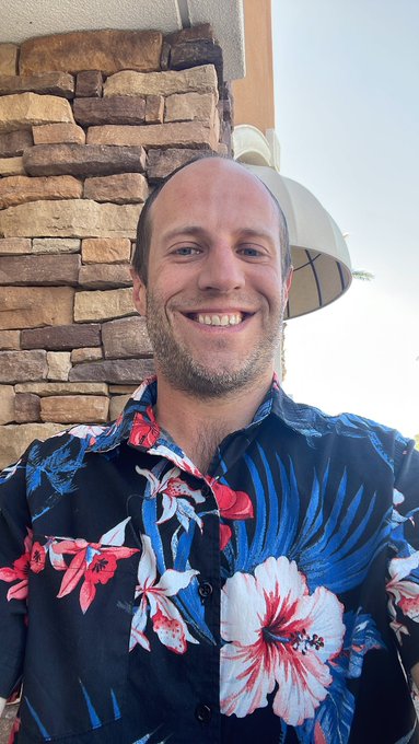 Good afternoon in the hot ass outside! https://t.co/rJDw1IN3J2