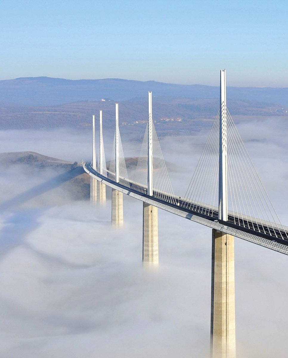goodtoknowx's tweet image. Millau Viaduct, France

it is the tallest bridge in the world, having a structural height of 336.4 metres (1,104 ft). 

#bridge #architechure #France #Olympic2024 #Paris2024 #ParisOlympics2024 #ParisOlympics