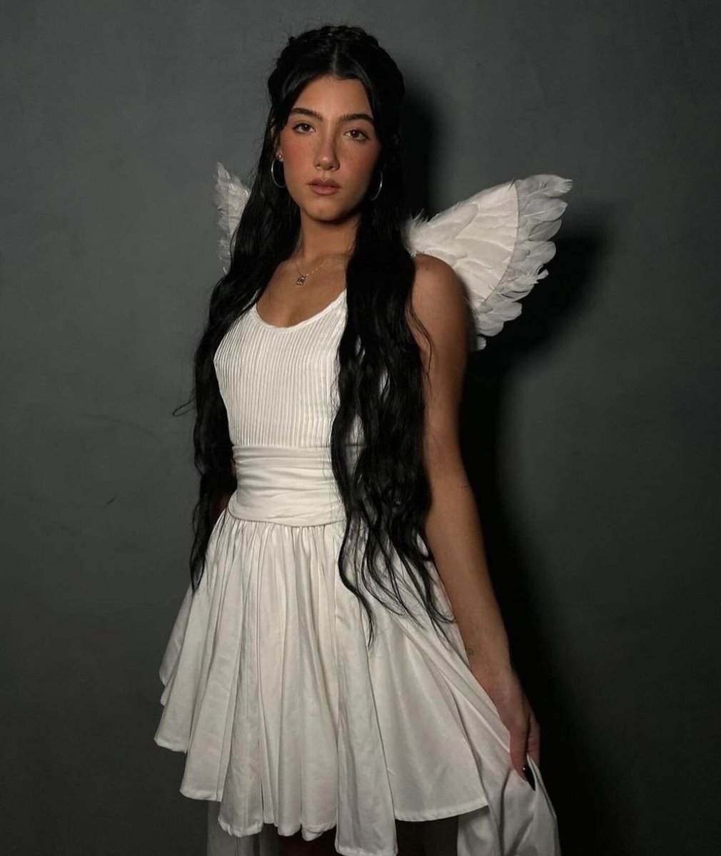 alva | fan acc (@ilovechrli) on Twitter photo a thread of Halloween costumes that charli could do this year! made by me /<a href="/ilovechrli/">alva | fan acc</a> and <a href="/chaluvbot/">elle ౨ৎ (saw gracie🫂)</a>
<a href="/charlidamelio/">charli</a> 🎃👻 a thread of Halloween costumes that charli could do this year! made by me /<a href="/ilovechrli/">alva | fan acc</a> and <a href="/chaluvbot/">elle ౨ৎ (saw gracie🫂)</a>
<a href="/charlidamelio/">charli</a> 🎃👻