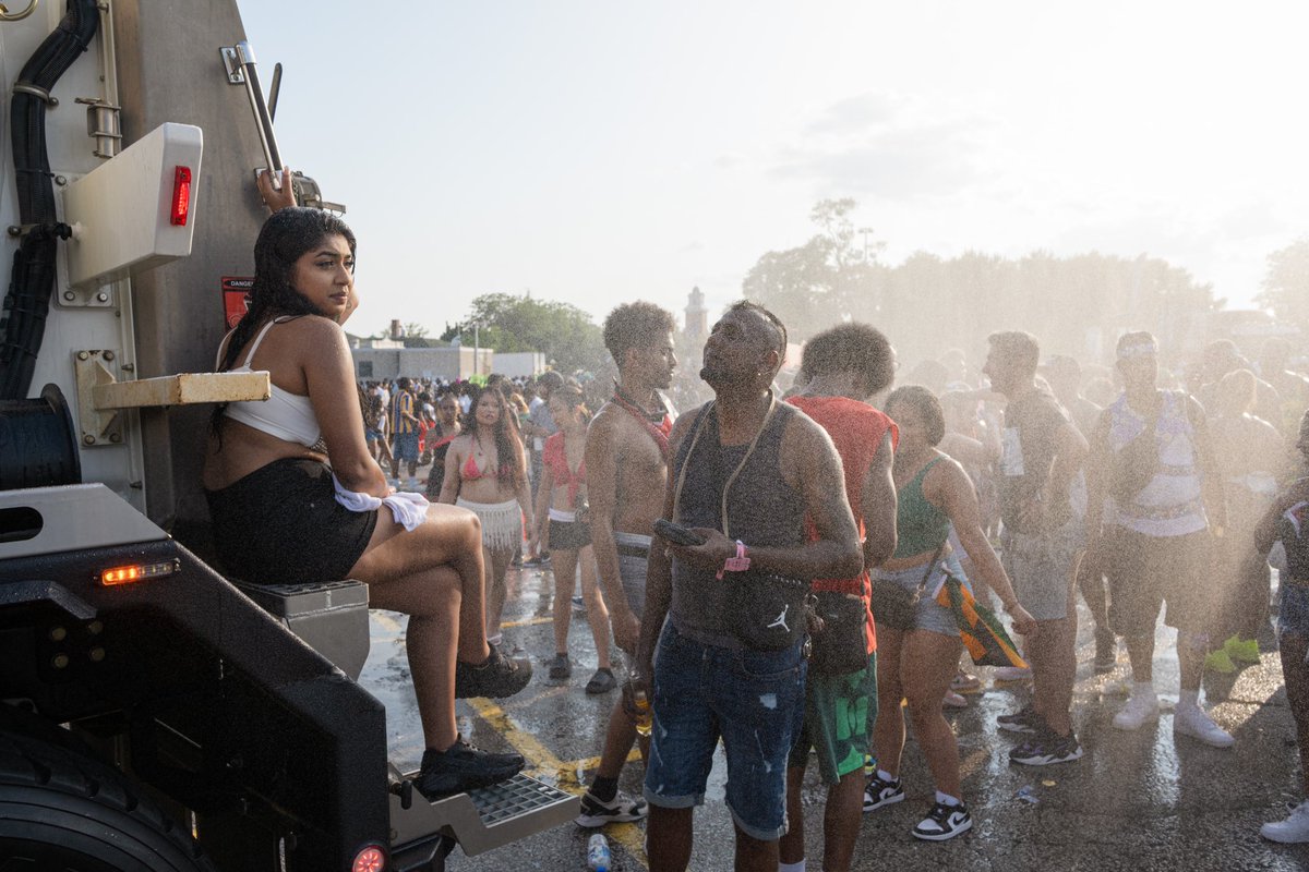 BWhitmorePhoto's tweet photo. Toronto Caribbean Carnival 2024 (Part 2 of 2)
.
.
.
.
#toronto #torontophotographer #streetphotography #photography #city #urban #torontostreetphotography #snap_street #snap_community #snap_people #verotography #verostreet #pictas #podium #people #event #parade #culture #celebration #festival #Street #snap_world #snap_canada #citylife #torontophotos #carnival #caribbean #jumpup #caribana #torontocaribbeancarnival