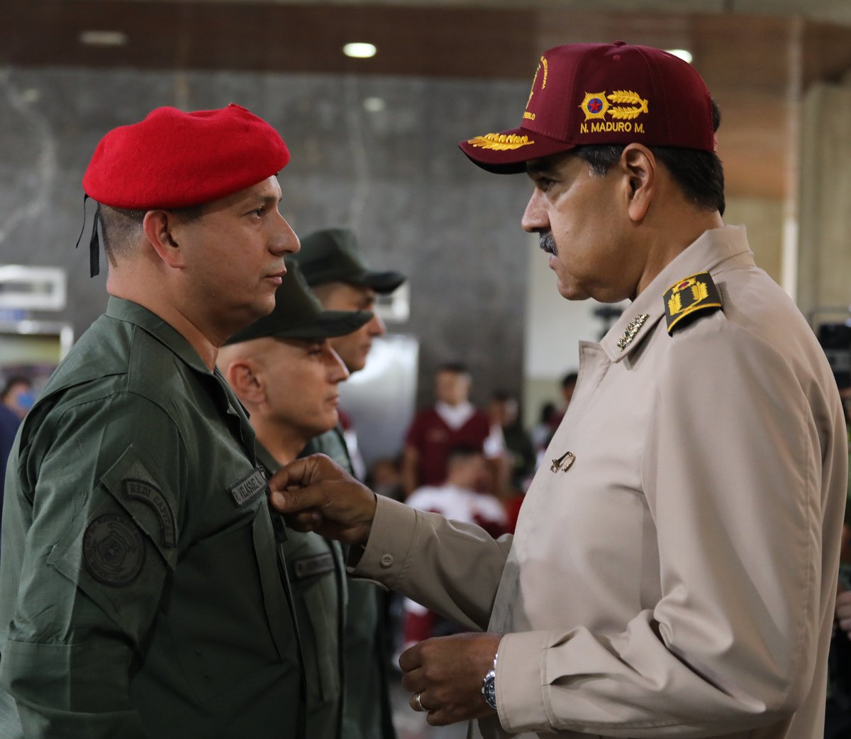 #Entérate || El mandatario nacional <a href="/NicolasMaduro/">Nicolás Maduro</a>, ha reiterado su firme postura en contra del fascismo en el país, asegurando que esta ideología no logrará asaltar el poder.

#04Ago